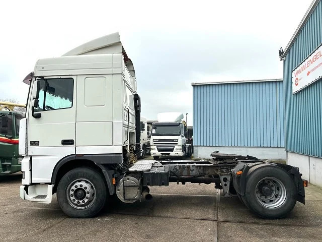 DAF 95.380 XF SPACECAB (EURO 2 (MECHANICAL PUMP & INJECTORS) / ZF16 MANUAL GEARBOX / AIRCONDITIONING) - وحدة جر: صورة 5 DAF 95.380 XF SPACECAB (EURO 2 (MECHANICAL PUMP & INJECTORS) / ZF16 MANUAL GEARBOX / AIRCONDITIONING) - وحدة جر: صورة 5
