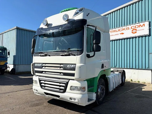 DAF CF 85.410 SPACECAB 4x2 (ZF16 MANUAL GEARBOX / MX-BRAKE / 995 LITER DIESELTANK / AIRCONDITIONING / FRIDGE UNTHER BED) - وحدة جر: صورة 1 DAF CF 85.410 SPACECAB 4x2 (ZF16 MANUAL GEARBOX / MX-BRAKE / 995 LITER DIESELTANK / AIRCONDITIONING / FRIDGE UNTHER BED) - وحدة جر: صورة 1