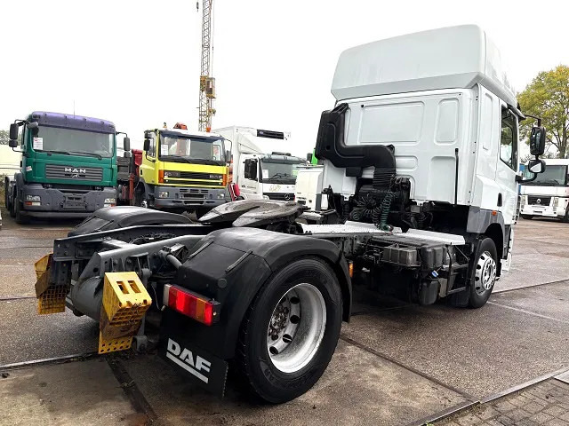 DAF CF 85.460 SPACECAB 4x2 (AS-TRONIC / MX-BRAKE / AIRCONDITIONING / ADR-VLG / FRIDGE / EURO 5 / ETC.) - وحدة جر: صورة 3 DAF CF 85.460 SPACECAB 4x2 (AS-TRONIC / MX-BRAKE / AIRCONDITIONING / ADR-VLG / FRIDGE / EURO 5 / ETC.) - وحدة جر: صورة 3