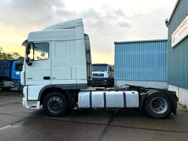 DAF XF 105.460 SPACECAB (ZF MANUAL GEARBOX / MX-BRAKE / 870+430 LITER TANK / EURO 5 EEV / AIRCONDITIONING / FRIDGE) - وحدة جر: صورة 5 DAF XF 105.460 SPACECAB (ZF MANUAL GEARBOX / MX-BRAKE / 870+430 LITER TANK / EURO 5 EEV / AIRCONDITIONING / FRIDGE) - وحدة جر: صورة 5