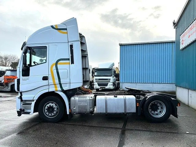 Iveco Stralis 440.42 /TP HIGH-WAY (EURO 6 / AUTOMATIC GEARBOX / 2x TANK / FRIDGE / AIRCONDITIONING / ETC.) - وحدة جر: صورة 5 Iveco Stralis 440.42 /TP HIGH-WAY (EURO 6 / AUTOMATIC GEARBOX / 2x TANK / FRIDGE / AIRCONDITIONING / ETC.) - وحدة جر: صورة 5