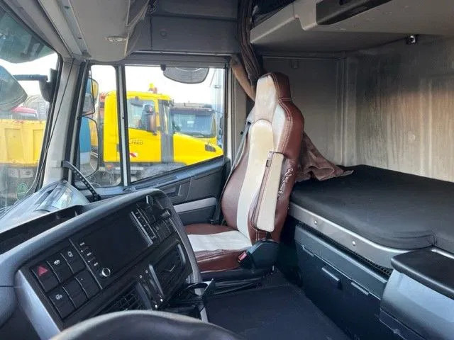 Iveco Stralis AS440S42T/P HI-WAY DUTCH TRUCK (APK/TUV -> 02-2024 / EURO 6 / AS-TRONIC / 2 TANKS / LEATHER SEATS / FRIDGE) Iveco Stralis AS440S42T/P HI-WAY DUTCH TRUCK (APK/TUV -> 02-2024 / EURO 6 / AS-TRONIC / 2 TANKS / LEATHER SEATS / FRIDGE): صورة 8