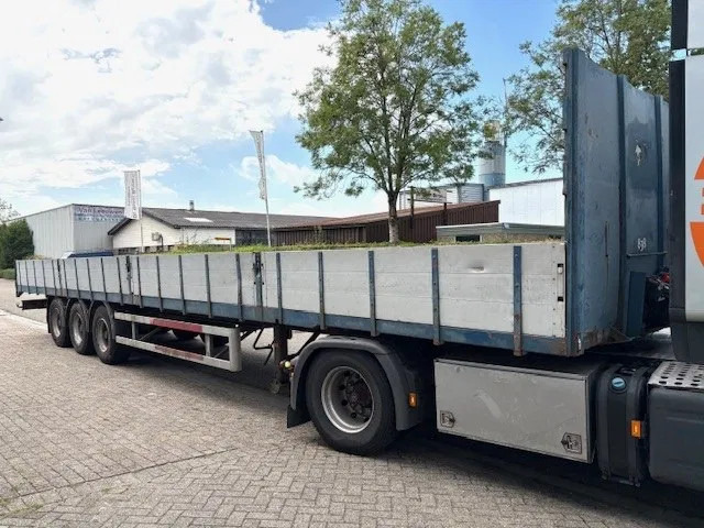 LAG 0-3-39-L 3-AXLE 13.60M. OPEN TRAILER WITH ALUMINIUM SIDE BORDS (FULL STEEL CHASSIS / DRUM BRAKES / ABS-BRAKE SYSTEM / WOODEN FLO - نصف مقطورة مسطحة: صورة 2 LAG 0-3-39-L 3-AXLE 13.60M. OPEN TRAILER WITH ALUMINIUM SIDE BORDS (FULL STEEL CHASSIS / DRUM BRAKES / ABS-BRAKE SYSTEM / WOODEN FLO - نصف مقطورة مسطحة: صورة 2