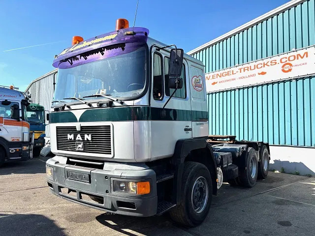 MAN 26.372 DFS 6x4 FULL STEEL TRACTOR (MANUAL GEARBOX / FULL STEEL SUSPENSION / REDUCTION AXLES) - وحدة جر: صورة 1 MAN 26.372 DFS 6x4 FULL STEEL TRACTOR (MANUAL GEARBOX / FULL STEEL SUSPENSION / REDUCTION AXLES) - وحدة جر: صورة 1