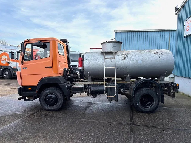 Mercedes-Benz 914 KO RHD 4x2 FULL STEEL TANK TRUCK (6-CILINDER ENGINE / MANUAL GEARBOX / FULL STEEL SUSPENSION) - شاحنة صهريج: صورة 5 Mercedes-Benz 914 KO RHD 4x2 FULL STEEL TANK TRUCK (6-CILINDER ENGINE / MANUAL GEARBOX / FULL STEEL SUSPENSION) - شاحنة صهريج: صورة 5