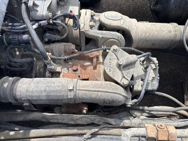 Mercedes-Benz Actros 1845 LS BIGSPACE (RETARDER / EURO 5 / TELLIGENT GEARBOX / FULL SPOILERSET / 2x DIESELTANK / AIRCONDITIONING) Mercedes-Benz Actros 1845 LS BIGSPACE (RETARDER / EURO 5 / TELLIGENT GEARBOX / FULL SPOILERSET / 2x DIESELTANK / AIRCONDITIONING): صورة 14