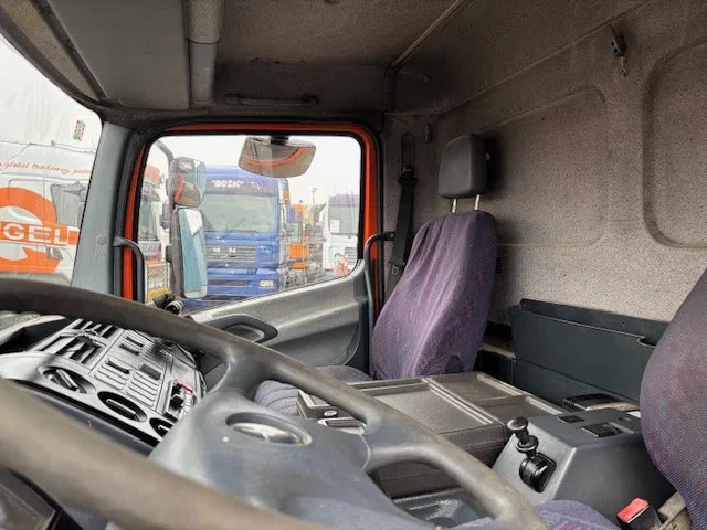 شاحنة هيكل كابينة Mercedes-Benz Atego 823L DAY CAB (6-CILINDER) 4x2 CHASSIS (MANUAL GEARBOX / SPER DIFFERENTIAL / 6-CILINDER ENGINE): صورة 11