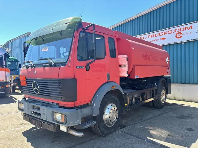Mercedes-Benz SK 1726 (ORIGINAL GERMAN) 13.500 LITER TANK TRUCK (ZF16 MANUAL GEARBOX / FULL STEEL SUSPENSION / REDUCTION AXLE / ANALOG COUNTER - شاحنة صهريج: صورة 1 Mercedes-Benz SK 1726 (ORIGINAL GERMAN) 13.500 LITER TANK TRUCK (ZF16 MANUAL GEARBOX / FULL STEEL SUSPENSION / REDUCTION AXLE / ANALOG COUNTER - شاحنة صهريج: صورة 1