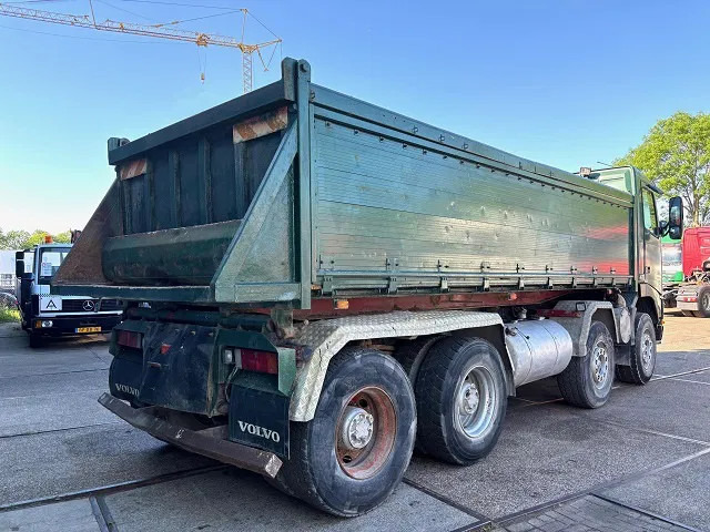 Volvo FH 12.420 8x4 FULL STEEL KIPPER (12+2 GEARS MANUAL GEARBOX / FULL STEEL SUSPENSION / REDUCTION AXLES / VEB-ENGINE BRAKE) - شاحنة قلاب: صورة 3 Volvo FH 12.420 8x4 FULL STEEL KIPPER (12+2 GEARS MANUAL GEARBOX / FULL STEEL SUSPENSION / REDUCTION AXLES / VEB-ENGINE BRAKE) - شاحنة قلاب: صورة 3