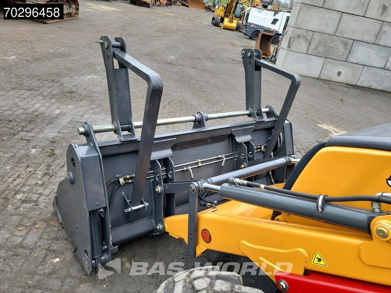 Case 570 SV 4WD - A/C - 4-1 Bucket - Telestick - HP Case 570 SV 4WD - A/C - 4-1 Bucket - Telestick - HP: صورة 20 Case 570 SV 4WD - A/C - 4-1 Bucket - Telestick - HP Case 570 SV 4WD - A/C - 4-1 Bucket - Telestick - HP: صورة 20