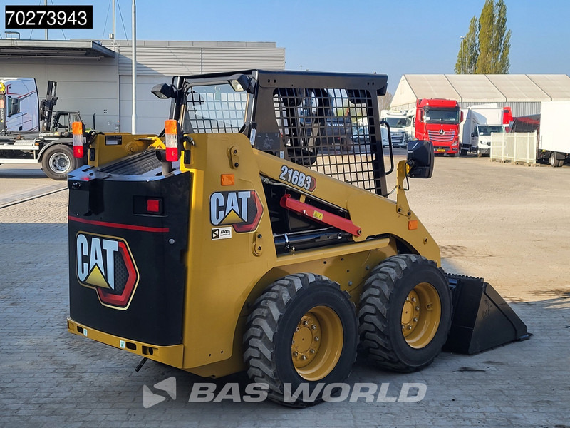 شيول صغير Caterpillar 216 B3: صورة 7