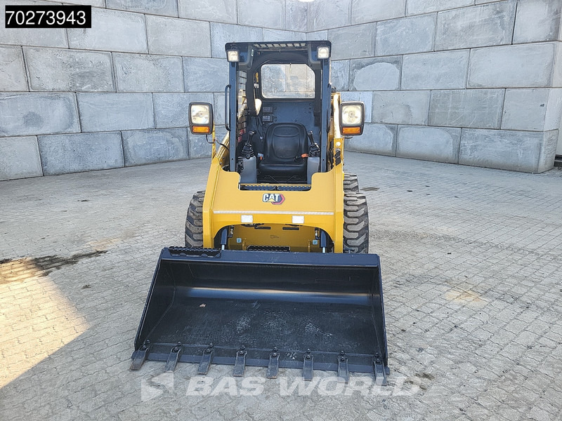 شيول صغير Caterpillar 216 B3: صورة 9