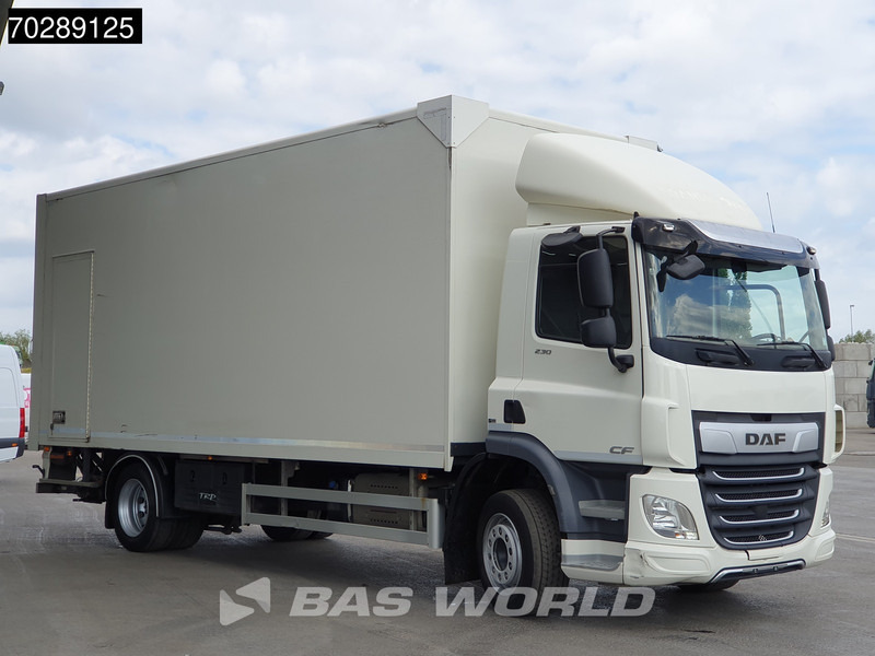DAF CF 230 4X2 2000kg Ladebordwand Automatic 3 seats ACC Euro 6 - شاحنة مقفلة: صورة 2 DAF CF 230 4X2 2000kg Ladebordwand Automatic 3 seats ACC Euro 6 - شاحنة مقفلة: صورة 2