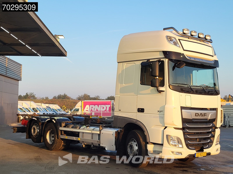DAF XF 450 XF 6X2 NL-Truck Retarder 2xTanks Lift-axle Standairco ACC Euro 6 - شاحنات الحاويات / جسم علوي قابل للتغيير شاحنة: صورة 3 DAF XF 450 XF 6X2 NL-Truck Retarder 2xTanks Lift-axle Standairco ACC Euro 6 - شاحنات الحاويات / جسم علوي قابل للتغيير شاحنة: صورة 3