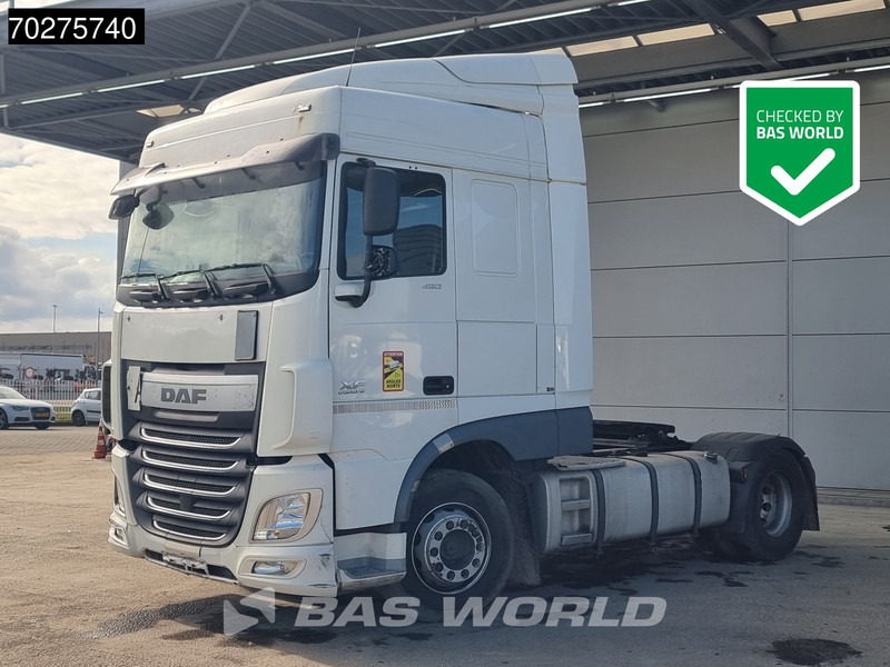 DAF XF 460 4X2 SC Retarder 2x Tanks ACC Standklima - وحدة جر: صورة 1 DAF XF 460 4X2 SC Retarder 2x Tanks ACC Standklima - وحدة جر: صورة 1