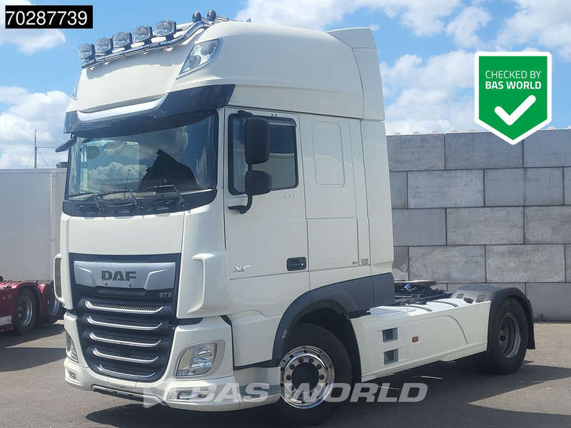 DAF XF 530 4X2 SSC Retarder 2x Tanks Standklima Navi - وحدة جر: صورة 1 DAF XF 530 4X2 SSC Retarder 2x Tanks Standklima Navi - وحدة جر: صورة 1