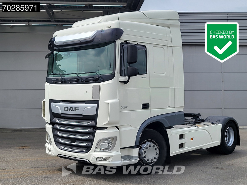 DAF XF 530 4X2 Standklima ACC Euro 6 - وحدة جر: صورة 1 DAF XF 530 4X2 Standklima ACC Euro 6 - وحدة جر: صورة 1