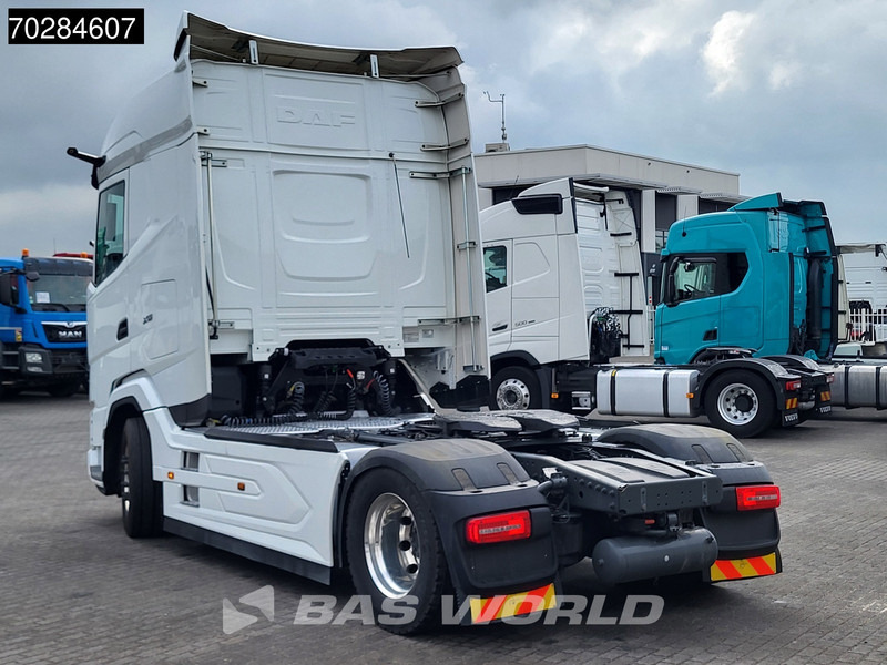 DAF XG 480 4X2 Retarder 2x Tanks Standklima MirrorCam Alcoa's - وحدة جر: صورة 2 DAF XG 480 4X2 Retarder 2x Tanks Standklima MirrorCam Alcoa's - وحدة جر: صورة 2