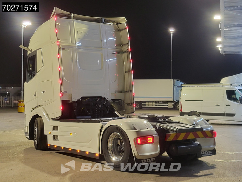 DAF XG+ 530 4X2 Retarder 2x Tanks Standklima Leather Alcoa's - وحدة جر: صورة 2 DAF XG+ 530 4X2 Retarder 2x Tanks Standklima Leather Alcoa's - وحدة جر: صورة 2