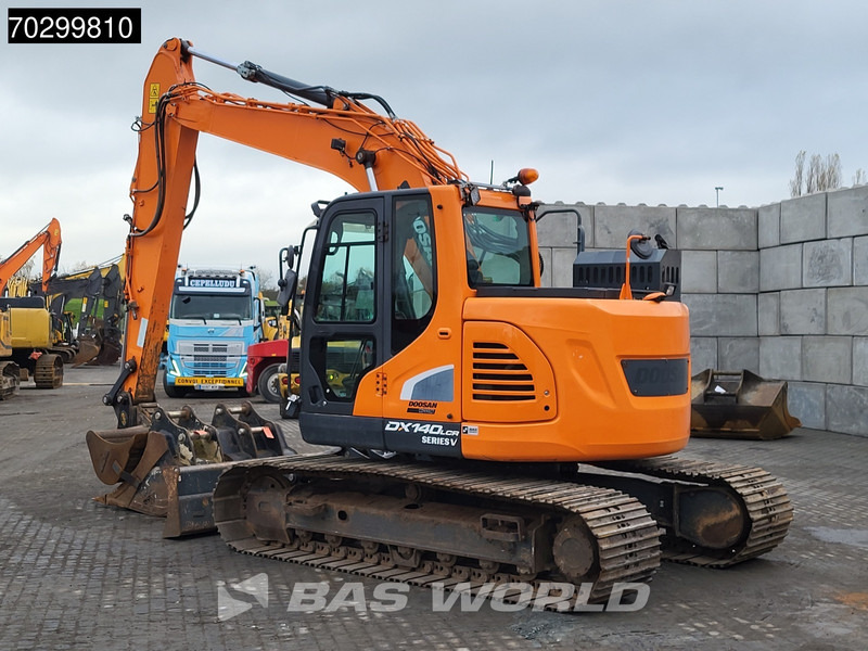 Doosan DX140 LCR-5 BLADE - 3 BUCKETS - حفار زحاف: صورة 2 Doosan DX140 LCR-5 BLADE - 3 BUCKETS - حفار زحاف: صورة 2
