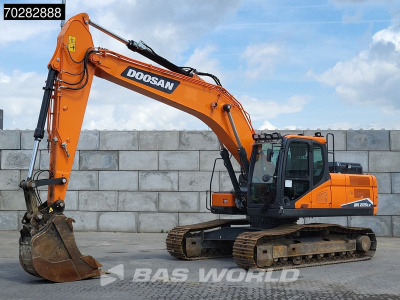 Doosan DX225 LC-7 4 BUCKETS - حفار زحاف: صورة 2 Doosan DX225 LC-7 4 BUCKETS - حفار زحاف: صورة 2