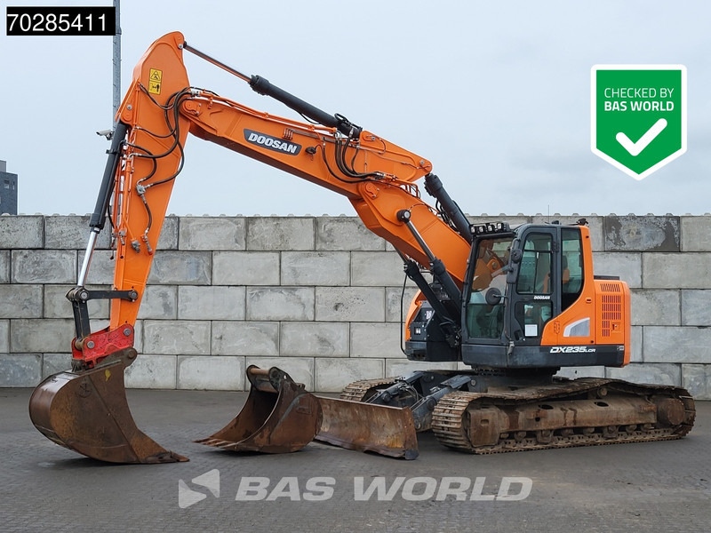 Doosan DX235 LCR-5 BLADE - 2 BUCKETS - GERMAN MACHINE - حفار زحاف: صورة 1 Doosan DX235 LCR-5 BLADE - 2 BUCKETS - GERMAN MACHINE - حفار زحاف: صورة 1