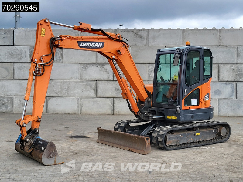 Doosan DX62 R-3 3 BUCKETS - A/C - حفارة مُصَّغرة: صورة 3 Doosan DX62 R-3 3 BUCKETS - A/C - حفارة مُصَّغرة: صورة 3