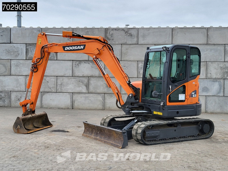 Doosan DX63-3 3 BUCKETS - A/C - حفارة مُصَّغرة: صورة 2 Doosan DX63-3 3 BUCKETS - A/C - حفارة مُصَّغرة: صورة 2
