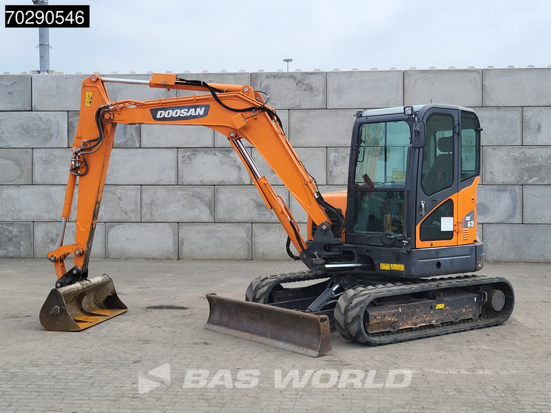 Doosan DX63-3 - حفارة مُصَّغرة: صورة 3 Doosan DX63-3 - حفارة مُصَّغرة: صورة 3