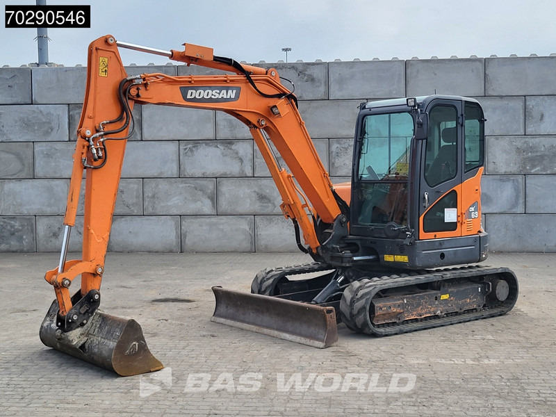 Doosan DX63-3 - حفارة مُصَّغرة: صورة 2 Doosan DX63-3 - حفارة مُصَّغرة: صورة 2