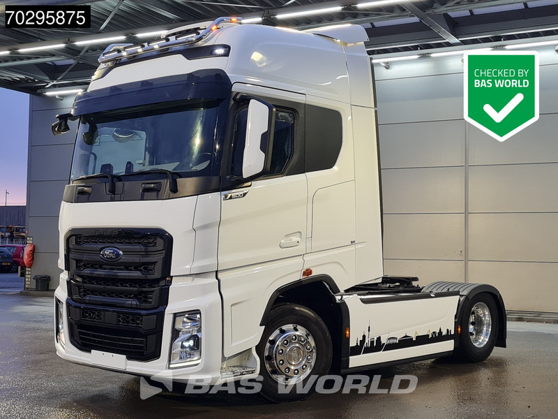 Ford F-Max 500 4X2 Retarder 2x Tanks Standklima Euro 6 - وحدة جر: صورة 1 Ford F-Max 500 4X2 Retarder 2x Tanks Standklima Euro 6 - وحدة جر: صورة 1