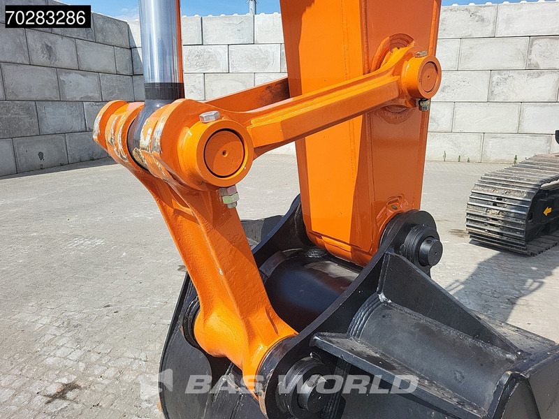 حفار زحاف Hitachi ZX220 LC-5G ISUZU ENGINE: صورة 14