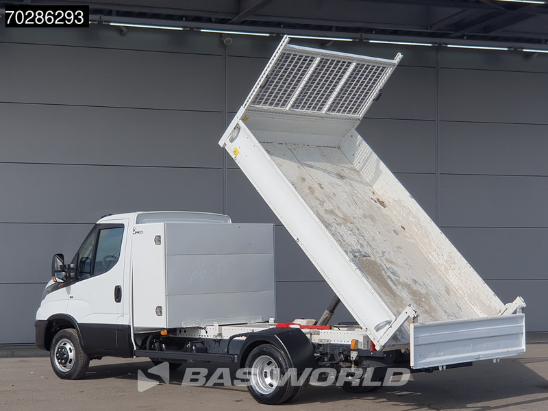 Iveco Daily 35C16 3.0L Open Laadbak met Kist Dubbellucht 3,5t Trekhaak Airco Cruise Euro6 Pritsche Pickup Open Box 2m3 A/C Towbar Cruise con - شاحنة مفتوحة: صورة 2 Iveco Daily 35C16 3.0L Open Laadbak met Kist Dubbellucht 3,5t Trekhaak Airco Cruise Euro6 Pritsche Pickup Open Box 2m3 A/C Towbar Cruise con - شاحنة مفتوحة: صورة 2