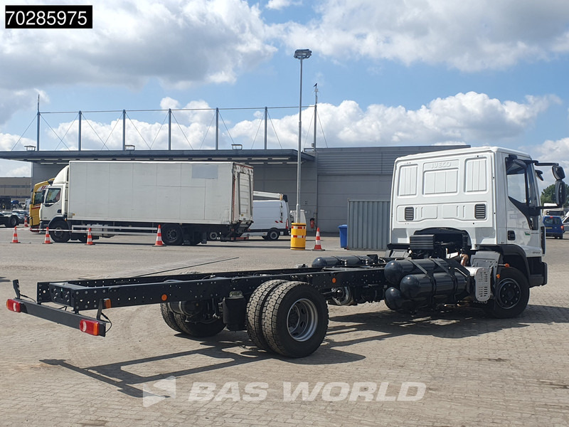 Iveco Eurocargo 120LE210 4X2 NEW 12tons chassis! CNG Engine TELMA Retarder Manual Euro 6 - شاحنة هيكل كابينة: صورة 5 Iveco Eurocargo 120LE210 4X2 NEW 12tons chassis! CNG Engine TELMA Retarder Manual Euro 6 - شاحنة هيكل كابينة: صورة 5