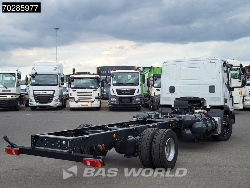 Iveco Eurocargo 120LE210 4X2 Nieuw! CNG 2xTanks Retarder TELMA Euro 6 - شاحنة هيكل كابينة: صورة 5 Iveco Eurocargo 120LE210 4X2 Nieuw! CNG 2xTanks Retarder TELMA Euro 6 - شاحنة هيكل كابينة: صورة 5