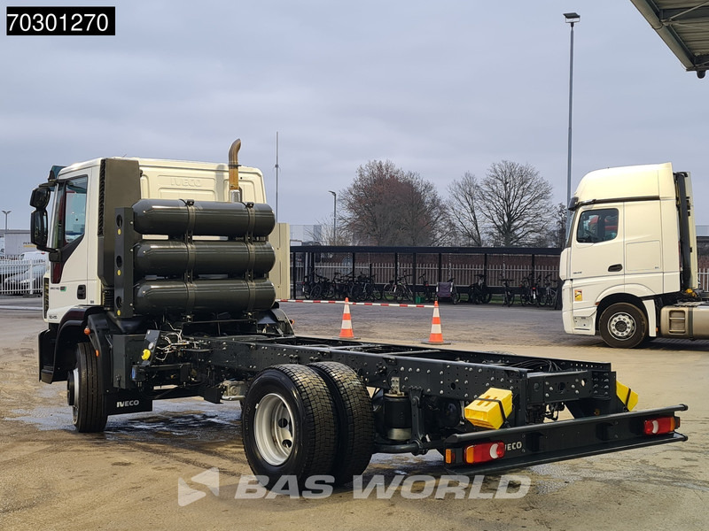Iveco Eurocargo 160E210 4X2 NEW! 16tons chassis! CNG Retarder Automatic Euro 6 - شاحنة هيكل كابينة: صورة 2 Iveco Eurocargo 160E210 4X2 NEW! 16tons chassis! CNG Retarder Automatic Euro 6 - شاحنة هيكل كابينة: صورة 2