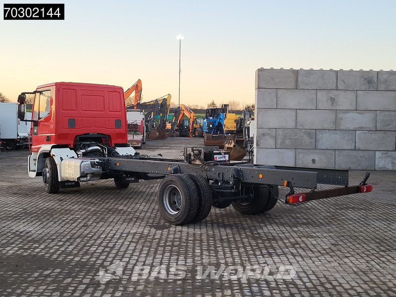 Iveco Eurocargo 160E320 4X2 NEW! 16T chassis 2016 production Euro 6 - شاحنة هيكل كابينة: صورة 2 Iveco Eurocargo 160E320 4X2 NEW! 16T chassis 2016 production Euro 6 - شاحنة هيكل كابينة: صورة 2