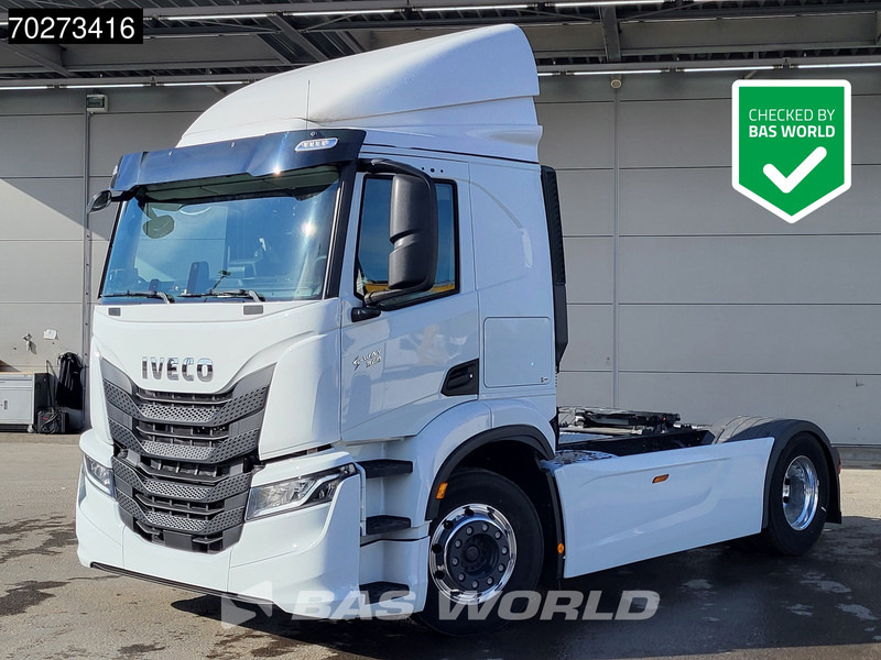 Iveco S-Way 340 4X2 NEW! ActiveTime Alcoa's ACC LED - وحدة جر: صورة 1 Iveco S-Way 340 4X2 NEW! ActiveTime Alcoa's ACC LED - وحدة جر: صورة 1