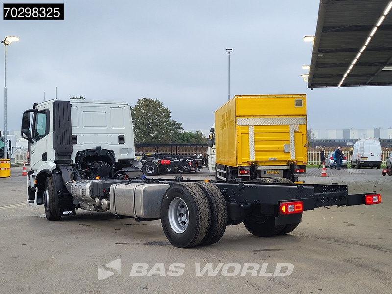 Iveco S-Way 340 4X2 NEW! Chassis Automatic LED Navi ACC Euro 6 - شاحنة هيكل كابينة: صورة 2 Iveco S-Way 340 4X2 NEW! Chassis Automatic LED Navi ACC Euro 6 - شاحنة هيكل كابينة: صورة 2