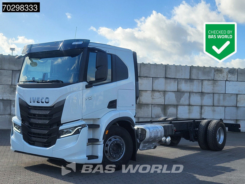 Iveco S-Way 340 4X2 NEW! Chassis Automatic Navi LED Euro 6 - شاحنة هيكل كابينة: صورة 1 Iveco S-Way 340 4X2 NEW! Chassis Automatic Navi LED Euro 6 - شاحنة هيكل كابينة: صورة 1
