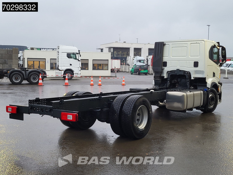 Iveco S-Way 340 4X2 NEW chassis! Automatic Navi ACC LED Euro 6 - شاحنة هيكل كابينة: صورة 5 Iveco S-Way 340 4X2 NEW chassis! Automatic Navi ACC LED Euro 6 - شاحنة هيكل كابينة: صورة 5