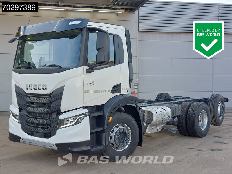Iveco S-Way 340 6X2 NEW! Chassis Lift- Steering axle ON Automatic - شاحنة هيكل كابينة: صورة 1 Iveco S-Way 340 6X2 NEW! Chassis Lift- Steering axle ON Automatic - شاحنة هيكل كابينة: صورة 1
