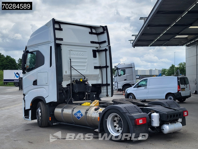 Iveco S-Way 460 4X2 LNG Mega Retarder 2x Tanks Navi - وحدة جر: صورة 2 Iveco S-Way 460 4X2 LNG Mega Retarder 2x Tanks Navi - وحدة جر: صورة 2