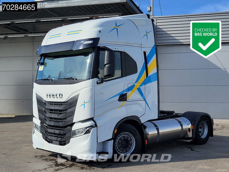 Iveco S-Way 460 4X2 LNG Retarder 2x Tanks Standklima LED ACC Navi - وحدة جر: صورة 1 Iveco S-Way 460 4X2 LNG Retarder 2x Tanks Standklima LED ACC Navi - وحدة جر: صورة 1