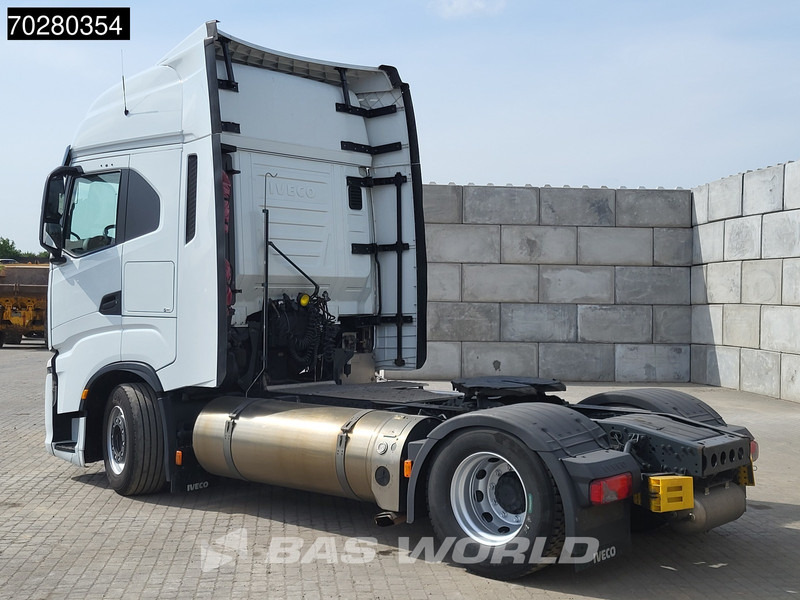Iveco S-Way 460 4X2 LNG Retarder 2x Tanks Standklima - وحدة جر: صورة 2 Iveco S-Way 460 4X2 LNG Retarder 2x Tanks Standklima - وحدة جر: صورة 2