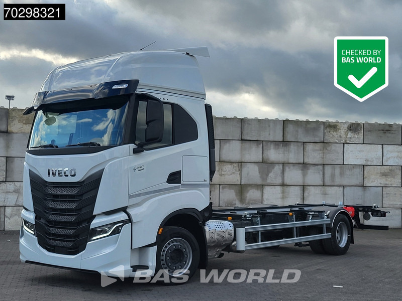Iveco S-Way 460 4X2 NEW! BDF Navi ACC LED Automatic Euro 6 - شاحنات الحاويات / جسم علوي قابل للتغيير شاحنة: صورة 1 Iveco S-Way 460 4X2 NEW! BDF Navi ACC LED Automatic Euro 6 - شاحنات الحاويات / جسم علوي قابل للتغيير شاحنة: صورة 1