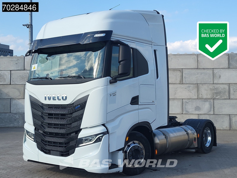 Iveco S-Way 460 S-Way 4X2 Retarder 2x LNG Tanks Navi ACC Alcoa's - وحدة جر: صورة 1 Iveco S-Way 460 S-Way 4X2 Retarder 2x LNG Tanks Navi ACC Alcoa's - وحدة جر: صورة 1