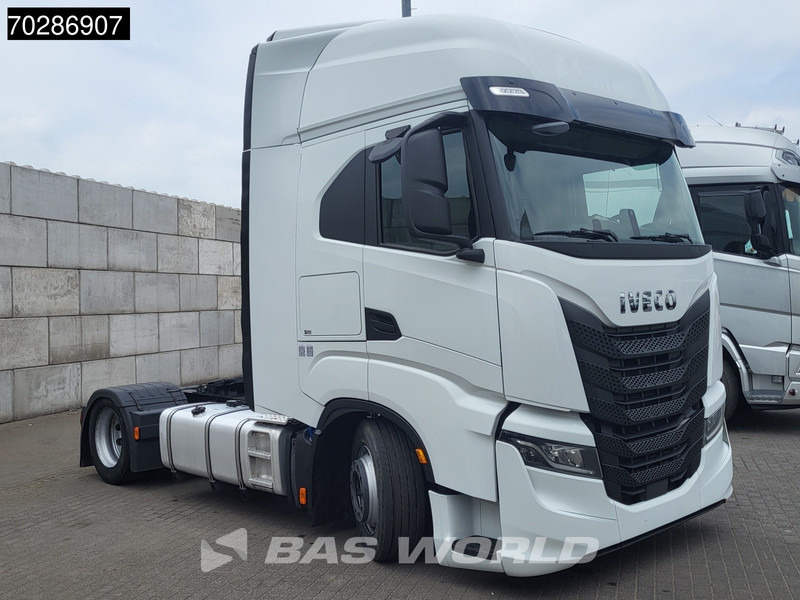 Iveco S-Way 480 4X2 Mega Retarder Standklima 2xTanks Navi ACC LED Euro 6 - وحدة جر: صورة 3 Iveco S-Way 480 4X2 Mega Retarder Standklima 2xTanks Navi ACC LED Euro 6 - وحدة جر: صورة 3