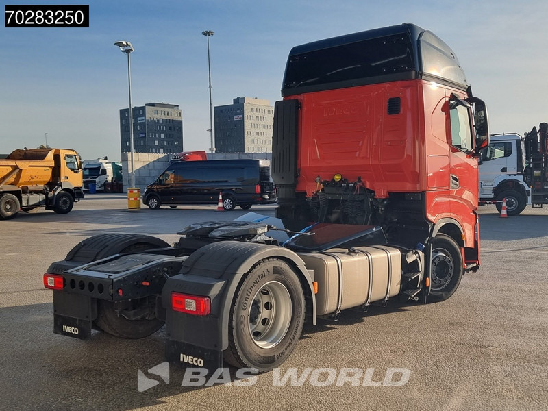 Iveco S-Way 490 4X2 DAMAGED! chassis bent 2x Tanks LED Navi Euro 6 - وحدة جر: صورة 5 Iveco S-Way 490 4X2 DAMAGED! chassis bent 2x Tanks LED Navi Euro 6 - وحدة جر: صورة 5
