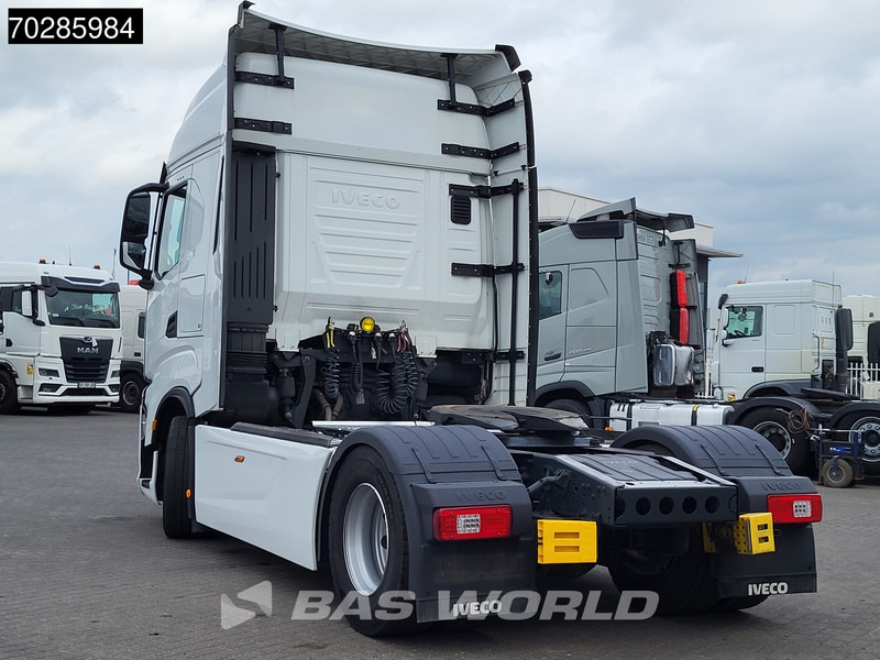 Iveco S-Way 490 4X2 Retarder Standklima 2xTanks Navi ACC LED Euro 6 - وحدة جر: صورة 2 Iveco S-Way 490 4X2 Retarder Standklima 2xTanks Navi ACC LED Euro 6 - وحدة جر: صورة 2